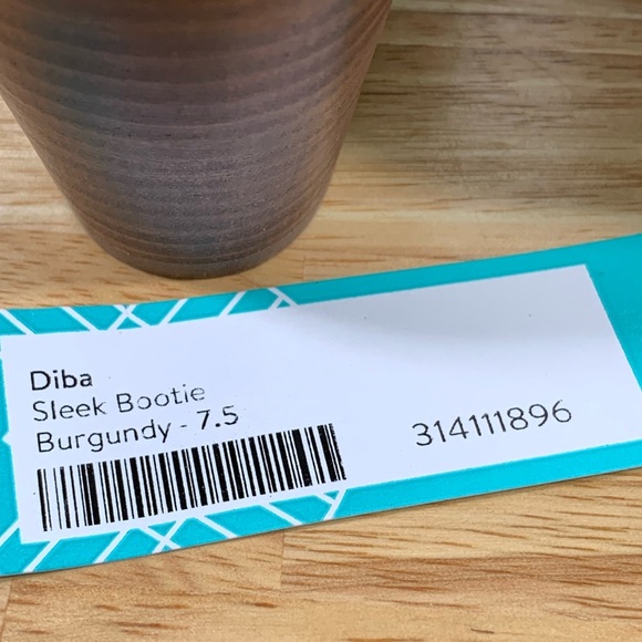 NEW Diba 7.5 Sleek Bootie Burgundy Red Leather Suede Side‎ Zipper 2" Heel - Picture 5 of 11